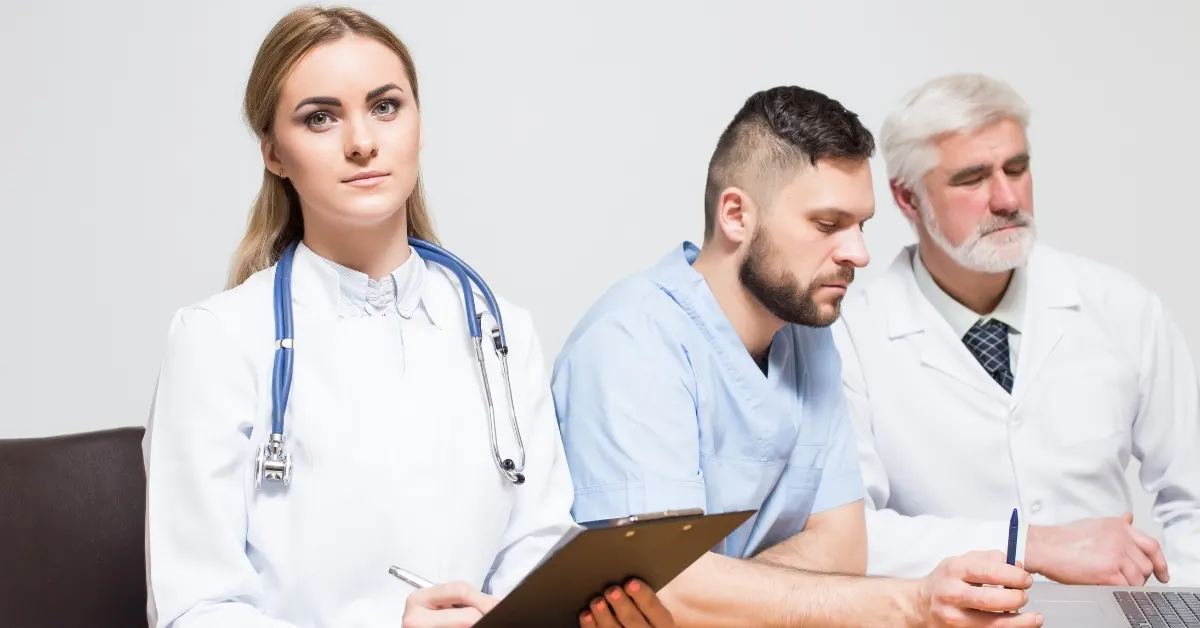 What Is The Difference Between Family Doctors And Internal Medicine Doctors?